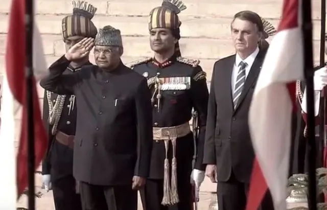 ଦିଲ୍ଲୀ ରାଜପଥରେ ସାଧାରଣତନ୍ତ୍ର ଦିବସ ! ପତାକା ଉତ୍ତୋଳନ କଲେ ରାଷ୍ଟ୍ରପତି ରାମନାଥ କୋବିନ୍ଦ,ପ୍ୟାରେଡ଼ରେ ଦେଶର ସାମରିକ ଶକ୍ତି ପ୍ରଦର୍ଶନ କରୁଛନ୍ତି ସେନା