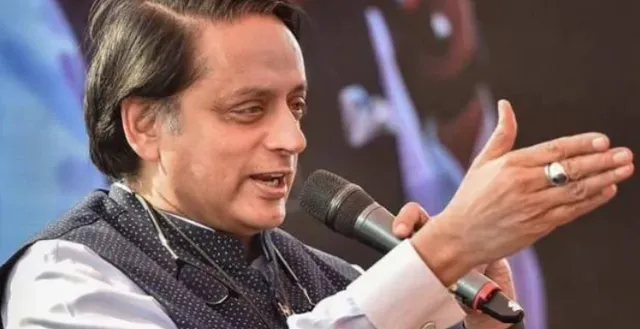 କଂଗ୍ରେସର ଅଡ଼ୁଆ ବଢ଼ାଇଲେ ଥରୁର୍‌ : ସିଏଏ ବିରୋଧୀ ପ୍ରସ୍ତାବକୁ ସମାଲୋଚନା କଲେ ବରିଷ୍ଠ କଂଗ୍ରେସ ନେତା