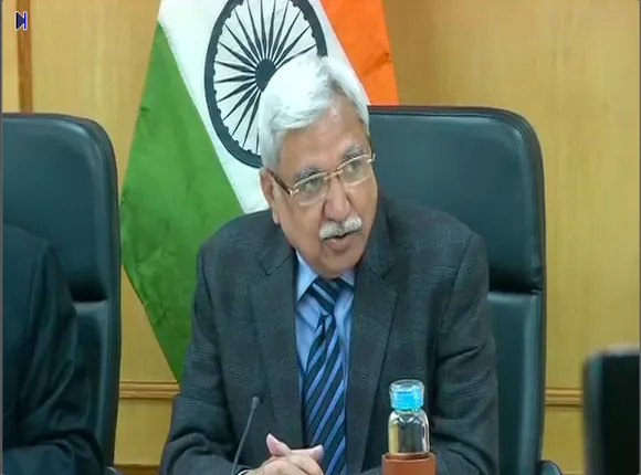 ଦିଲ୍ଲୀ ବିଧାନସଭା ନିର୍ବାଚନ ପାଇଁ ବାଜିଲା ବିଗୁଲ । ଆସନ୍ତା ଫେବୃୟାରୀ ୮ରେ ଦିଲ୍ଲୀ ପାଇଁ ପଡିବ ଭୋଟ, ୧୧ ବାହାରିବ ରେଜଲ୍ଟ । ଦିଲ୍ଲୀରେ କିଏ ମାରିବ ବାଜି ସମସ୍ତଙ୍କ ନଜର