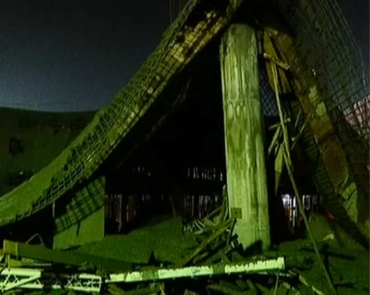 ଅଧରାତିରେ ହେଲା ବଡ ଅଘଟଣ । ଭୁଶୁଡିପଡିଲା ଭୁବନେଶ୍ୱର ବିମାନବନ୍ଦର ଛାତ, ମୁହଁ ଖୋଲୁନାହାନ୍ତି ବିମାନ ବନ୍ଦର କର୍ତ୍ତୃପକ୍ଷ । ସନ୍ଦେହ ସୃଷ୍ଟି କରୁଛି ବିମାନ ବନ୍ଦର କର୍ତ୍ତୃପକ୍ଷଙ୍କ ନିରବତା ।