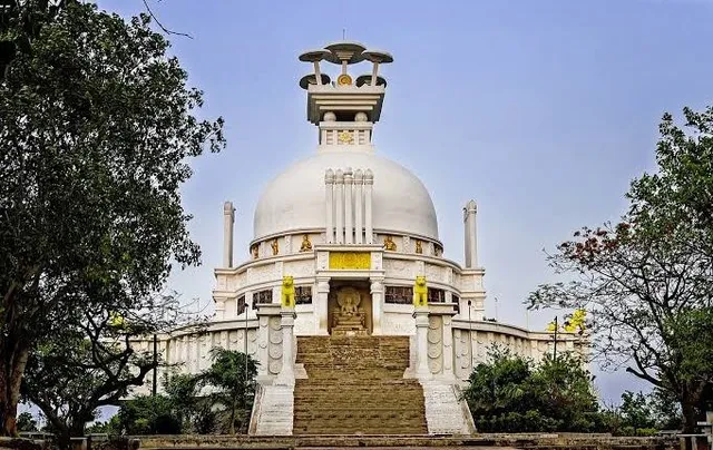 ଧଉଳି ପାଦଦେଶରେ ପ୍ରତିଷ୍ଠା ହେବ ଉତ୍କର୍ଷ କେନ୍ଦ୍ର : ଗୁରୁକୁଳ ପରିବେଶରେ ପାଠ ପଢ଼ିବାର ସୁଯୋଗ ପାଇବେ ଛାତ୍ରଛାତ୍ରୀ