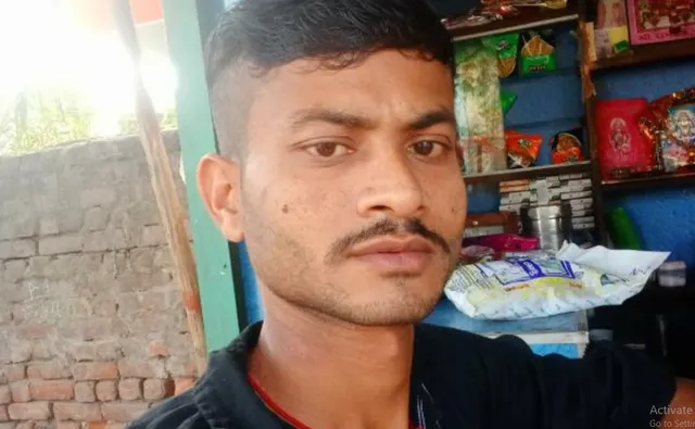 ପୁଣି ଆସିଲା ଦାଦନର ଛାତିଥରା କାହାଣୀ । ରୋଜଗାର ଆଶାରେ ଭିଟାମାଟି ଛାଡିଥିବା ଯୁବକଙ୍କ ଅକାଳ ମୃତ୍ୟୁ । ଅହମ୍ମଦାବାଦର ଏକ ସୂତାକଳରେ ଅଗ୍ନିକାଣ୍ଡ ଘଟି ଜିଅନ୍ତା ଜଳିଗଲେ ୩ ଓଡିଆ