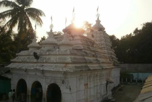 ତଦନ୍ତ କେମିତି ହେଉଛି କି? ନୀଳଗିରି ଜଗନ୍ନାଥ ମନ୍ଦିରରେ ଗହଣାର ମିଳୁନି ହିସାବ, ୩୦ ବର୍ଷ ହେଲା ତଦନ୍ତ କରୁଛି ପୋଲିସ