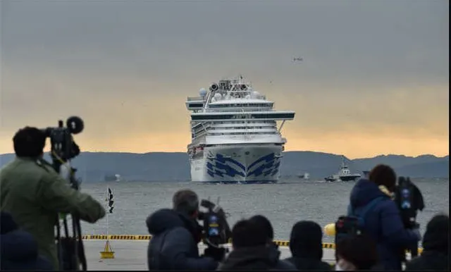 କରୋନାର ଆତଙ୍କରେ ଜାପାନ ବାସୀ : ଭାଇରସ୍ ରୁ ଦୂରେଇ ରହିବା ପାଇଁ ଜାହାଜରେ କଏଦ୍ ହେଲେ ସାଢେ ୩ ହଜାର ଲୋକ ।