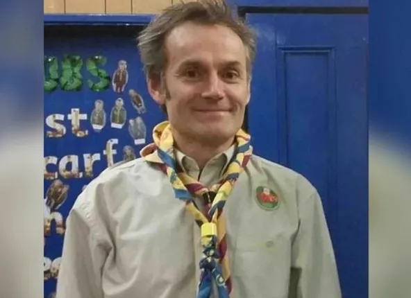 ଗୋଟିଏ ଦେଶରୁ ଆଉ ଗୋଟିଏ ଦେଶକୁ କରୋନା ଭୁତାଣୁକୁ ସଂକ୍ରମଣ କରିଥିବା ବ୍ୟକ୍ତିଙ୍କ ଫଟୋ ଜାରି : ଅଜାଣତରେ ଅନେକ ଲୋକଙ୍କ ମୃତ୍ୟୁର କାରଣ ପାଲଟିଗଲେ ଏହି ବ୍ୟକ୍ତି ।