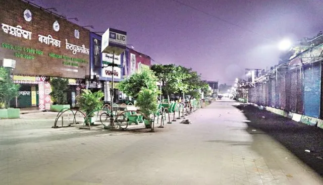 ଜନତା କର୍ଫ୍ୟୁରେ ଭାଗନେବେ ବ୍ୟବସାୟୀ । କାଲି ଓଡ଼ିଶାରେ ବନ୍ଦ ରହିବ ୨୦ ଲକ୍ଷ ଦୋକାନ, ଖୋଲା ରହିବ ମେଡିସିନ୍ ଷ୍ଟୋର, ପେଟ୍ରୋଲ୍ ପମ୍ପ୍ ।