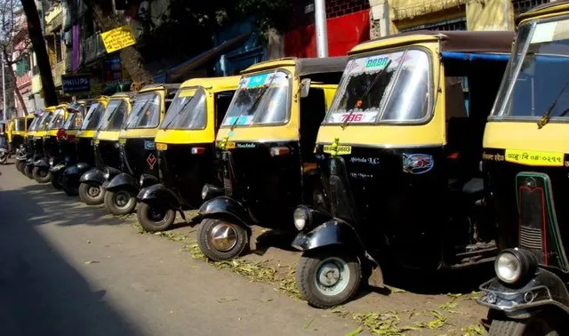 କରୋନା ପାଇଁ ହାହାକାର : ରାଜ୍ୟରେ ଗଡୁନି ଦେଢ଼ ଲକ୍ଷ ଅଟୋ, ମାସିକ କିସ୍ତି ପୈଠ ଚିନ୍ତାରେ ଚାଳକ