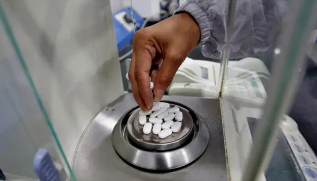 କରୋନା : ହାଇଡ୍ରୋକ୍ସିକ୍ଲୋରୋକ୍ବିନ୍‌ ଉପରୁ ରପ୍ତାନି କଟକଣା ଉଠାଇଲେ କେନ୍ଦ୍ର ସରକାର