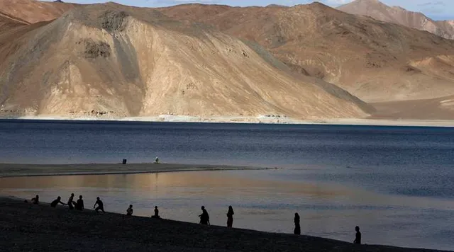 ସୀମାରେ ହେଲିପ୍ୟାଡ ତିଆରି କରୁଛି ଚୀନ୍: ଡ୍ରାଗନ ସେନାକୁ ଉପଯୁକ୍ତ ଜବାବ ଦେବାକୁ ସଜାଗ ଅଛନ୍ତି ଭାରତୀୟ ସେନା; ସୀମାରେ ଏୟାର ଡିଫେନ୍ସ ମିଜାଇଲ୍ ମୁତୟନ କରିସାରିଛି ଭାରତ