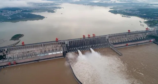 ଭାରତ ବିରୁଦ୍ଧରେ ଚୀନର ଆଉ ଏକ ଚକ୍ରାନ୍ତ । ଜଳକୁ ଅସ୍ତ୍ର କରି ହଇରାଣ କରିବାକୁ ଚେଷ୍ଟା । ବ୍ରହ୍ମପୁତ୍ର ନଦୀକୁ ଶୁଖାଇବାକୁ ଉଦ୍ୟମ