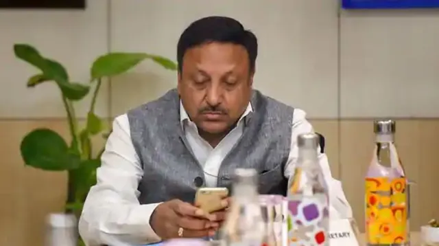 ନୂଆ ନିର୍ବାଚନ କମିଶନର ଭାବେ ନିଯୁକ୍ତି ପାଇଲେ ଅବସରପ୍ରାପ୍ତ ପ୍ରଶାସକ ରାଜୀବ କୁମାର: ଏନେଇ ରାଷ୍ଟ୍ରପତି ରାମନାଥ କୋବିନ୍ଦ ପକ୍ଷରୁ ବିଧିବଦ୍ଧ ବିଜ୍ଞପ୍ତି ଜାରି