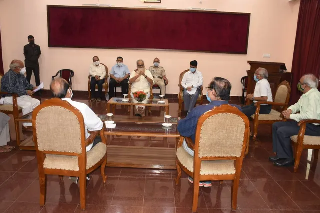 ଓଡିଶା ବିଶ୍ୱବିଦ୍ୟାଳୟ ସଂଶୋଧନ ଅଧିନିୟମ ପ୍ରସଙ୍ଗ । ଅଧ୍ୟାଦେଶ ଆଇନରେ ପରିଣତ ହେଲେ ବିଶ୍ୱବିଦ୍ୟାଳୟ ମାନଙ୍କର ଶିକ୍ଷାର ମାନ ହ୍ରାସ ପାଇବ : ବିଶିଷ୍ଟ ଶିକ୍ଷାବିତ୍