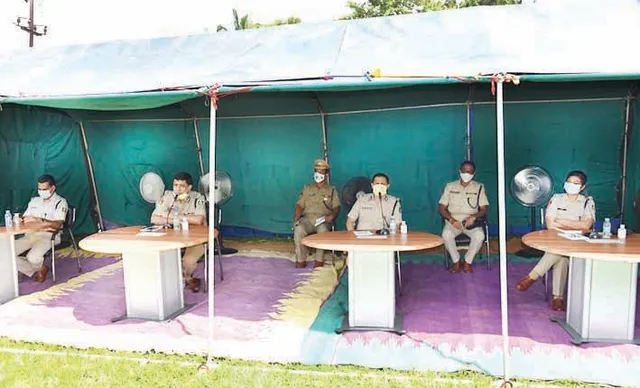 କରୋନା ମୁକାବିଲା ପାଇଁ ବ୍ୟବସାୟୀ ସଂଘର ପରାମର୍ଶ : ସନ୍ଧ୍ୟା ୬ରୁ ଦୋକାନ ବଜାର ବନ୍ଦ କରାଯାଉ