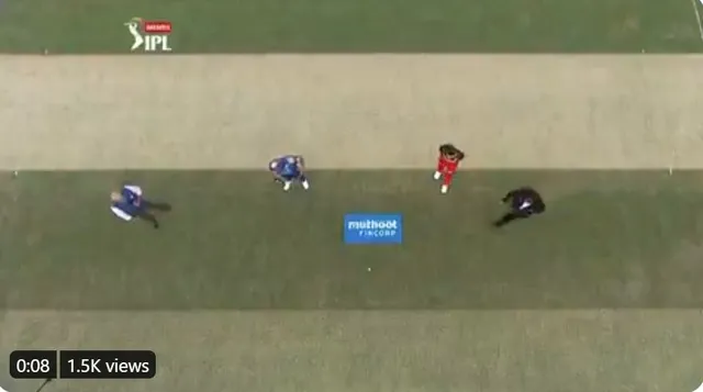 ଟସ୍ ଜିତି ବୋଲିଂ ନିଷ୍ପତ୍ତି ନେଲା ମୁମ୍ବାଇ ଇଣ୍ଡିଆନ୍ସ । ପ୍ରଥମେ ବ୍ୟାଟିଂ କରିବ ରୟାଲ ଚ୍ୟାଲେଞ୍ଜର୍ସ ବାଙ୍ଗାଲୋର