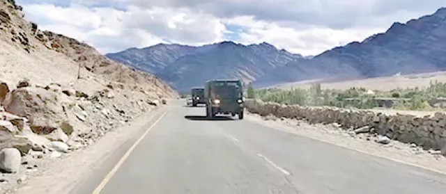 ନିୟନ୍ତ୍ରଣ ରେଖାରେ ସ୍ଥିତି ଭୀଷଣ ଅସ୍ଥିର : ଚୀନ ସେନା ଠୁଳ କଥା ସ୍ପଷ୍ଟ କଲା ଉପଗ୍ରହ ଚିତ୍ର