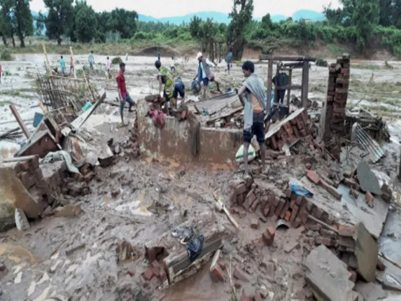 ବନ୍ୟା ଛାଡିଗଲା, ଦୁଃଖ ଦେଇଗଲା । ଏବେ ସୁଦ୍ଧା ବିପନ୍ନଙ୍କ ପାଖରେ ପହଂଚିନାହିଁ ରିଲିଫ୍