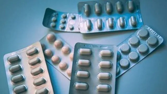 କରୋନା ପାଇଁ ମନଇଚ୍ଛା ଔଷଧ ଖାଅନି : ପରାମର୍ଶ ଦେଲେ ବିଶେଷଜ୍ଞ; ସ୍ୱାସ୍ଥ୍ୟ ପକ୍ଷେ ବିପଜ୍ଜନକ ହୋଇପାରେ