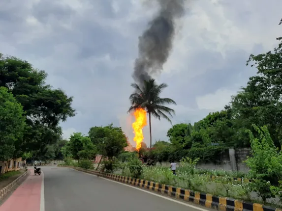 ପେଟ୍ରୋଲ ପମ୍ପ ବିସ୍ଫୋରଣ ମାମଲା: ଡିଏନଏ ପରୀକ୍ଷା ପାଇଁ ଆଜି କୋର୍ଟଙ୍କ ଅନୁମତି ଲୋଡ଼ିବ ପୁଲିସ; ଆଇଓସିଏଲ୍ ବିଶେଷଜ୍ଞ ଟିମର ଛାନଭିନ୍