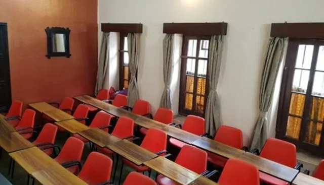 ୮ ମାସ ଧରି ୪ଶହ କୋଚିଂ ସେଣ୍ଟର୍‌ରେ ତାଲା : ଜୀବିକା ହରାଇଛନ୍ତି ଯୁବପିଢ଼ି, ଅନ୍‌ଲାଇନ୍‌ ପଢ଼ାକୁ ୫୦% ବୁଝିିପାରୁ ନାହାନ୍ତି