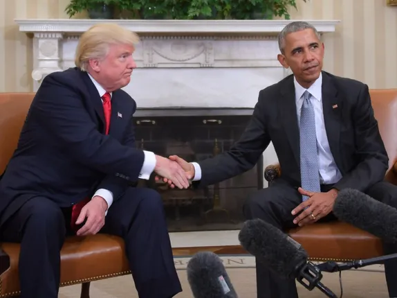 ପରାଜୟ ସ୍ୱିକାର କରିବାକୁ ଡୋନାଲ୍ଡ ଟ୍ରମ୍ପଙ୍କୁ ବାରାକ ଓବାମାଙ୍କ ପରାମର୍ଶ । କହିଲେ, ନିର୍ବାଚନ ଫଳାଫଳରେ ହେବନାହିଁ ପରିବର୍ତନ, ଜୋ ବାଇଡେନଙ୍କ ଠାରୁ ପରାଜୟ ସ୍ୱିକାର କରିନିଅନ୍ତୁ ଡୋନାଲ୍ଡ ଟ୍ରମ୍ପ