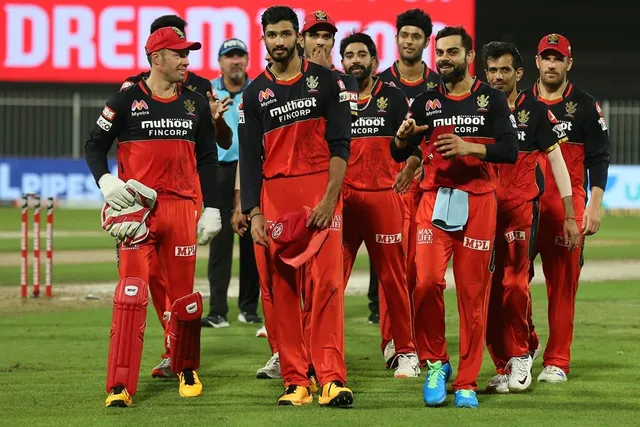 ପ୍ଲେ-ଅଫକୁ ବାଙ୍ଗାଲୋର ଟିମର ଏଣ୍ଟ୍ରି ପରେ ଇରଫାନଙ୍କ ମଜାଦାର ଟ୍ୱିଟ୍ । ବଲିଉଡ ଅନ୍ଦାଜରେ କହିଲେ, ହାରିକି ବି ଜିତିବା ଲୋକ ବାଜିଗର ହୋଇଥାନ୍ତି ।