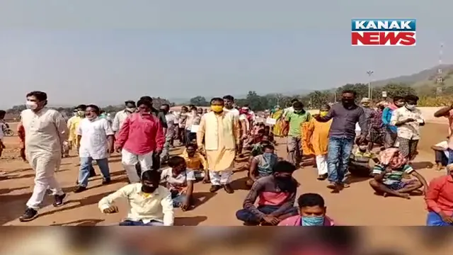 କେନ୍ଦୁଝର ଗନ୍ଧମାର୍ଦ୍ଦନ ଖଣିକୁ ନେଇ ରାଜନୀତି । ନେତାଙ୍କ କଳି ଭିତରେ ଦୁର୍ଦ୍ଦଶା ଭୋଗୁଛନ୍ତିି ଶ୍ରମିକ । ରୋଜଗାର ବନ୍ଦ, ଘରେ ଜଳୁନି ଚୁଲି