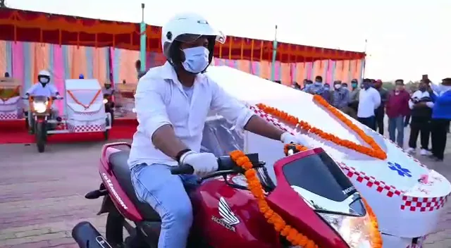 ସୁନ୍ଦରଗଡରେ ଆରମ୍ଭ ହେଲା ବାଇକ୍ ଆମ୍ବୁଲାନ୍ସ : ଆମ୍ବୁଲାନ୍ସ ‘ସ୍ୱାସ୍ଥ୍ୟ ରକ୍ଷକ’ ସେବାର ଶୁଭାରମ୍ଭ