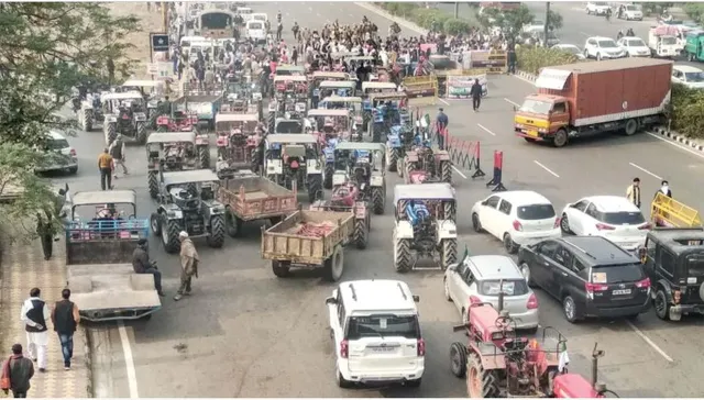 କୃଷି ଆନ୍ଦୋଳନକୁ ଡରିଲେଣି ସରକାର । ମଧ୍ୟପ୍ରଦେଶ ବିଧାନସଭା ନିକଟରୁ ୫ କି.ମି ଯାଏ ଟ୍ରାକ୍ଟର, ଟ୍ରଲି ଓ ବଳଦଗାଡିକୁ ବ୍ୟାନ କଲେ ସରକାର । ଅଭିଯୋଗ ଆଣିଲା କଂଗ୍ରେସ