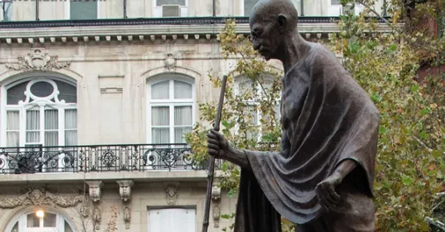 ଆମେରିକା ରାଜଧାନୀ ୱାସିଂଟନରେ ଗାନ୍ଧୀ ପ୍ରତିମୂର୍ତ୍ତିକୁ ଅସମ୍ମାନ ପ୍ରସଙ୍ଗ । ପ୍ରତିକ୍ରିୟା ରଖିଲା ହ୍ୱାଇଟ ହାଉସ, ଘଟଣାକୁ ଅତ୍ୟନ୍ତ ଭୟାବୟ ଓ ଦୁଃଖଦ ବୋଲି କହିଲେ ମିଡିଆ ସଚିବ