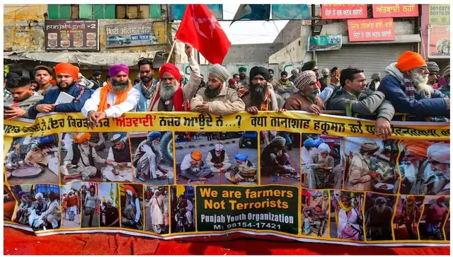 ପ୍ରଧାନମନ୍ତ୍ରୀଙ୍କ ମନ୍ତବ୍ୟ ଉପରେ ଚାଷୀ ସଂଗଠନ ରଖିଲା ଉତ୍ତର । କହିଲେ ଆରମ୍ଭରୁ କୌଣସି ରାଜନୈତିକ ଦଳକୁ ମଂଚରେ ଦେଇନୁ ସୁଯୋଗ