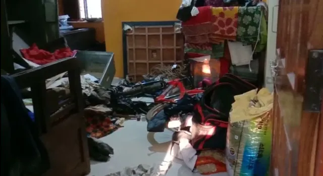 କଳାହାଣ୍ଡି କୋକସରାରେ ଅଭାବନୀୟ ଘଟଣା । ଘରେ ପଶି ସୁନା ଗହଣା ସମେତ ବୁଲେଟ ଓ ଟିଭି ସହ ଲୁଟି ନେଲେ ୪୦ ଭରି ସୁନା