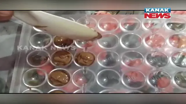 ନିଶା ଏବେ ସାଜିଛି ପେଶା । ନବରଙ୍ଗପୁର ଆଲବେଦିନ୍ ତିଆରି କରୁଛନ୍ତି ଭଳିକି ଭଳି ଚକୋଲେଟ୍ । 