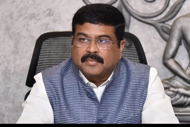 ପ୍ରଧାନମନ୍ତ୍ରୀ ଗ୍ରାମୀଣ ଆବାସ ଯୋଜନାରେ ଓଡିଶାକୁ ଘର ଆବଟଂନ । ପ୍ରଧାନମନ୍ତ୍ରୀ ଗ୍ରାମୀଣ ଆବାସ ଯୋଜନାରେ ଓଡିଶାର ୮.୧୭ ଲକ୍ଷ ଲାଭାର୍ଥୀଙ୍କୁ ମିଳିବ ପକ୍କା ଘର