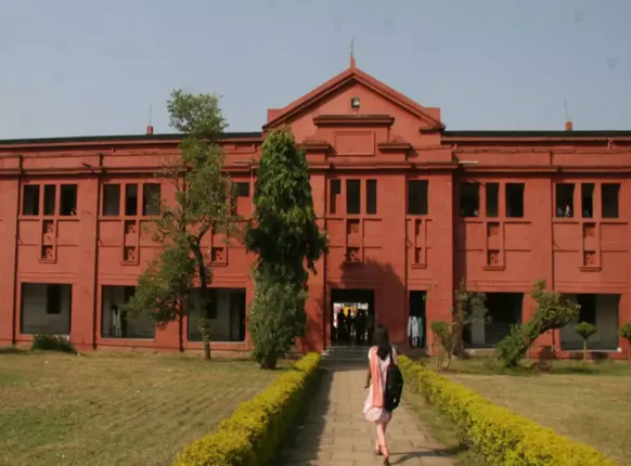 ୧୧ରେ ଖୋଲିବ ରେଭେନ୍ସା ବିଶ୍ବବିଦ୍ୟାଳୟ : ଛାତ୍ରଛାତ୍ରୀଙ୍କ ପାଇଁ କରୋନା ନେଗେଟିଭ୍‌ ବାଧ୍ୟତାମୂଳକ