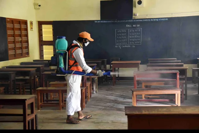 ସ୍କୁଲ ଖୋଲିବାକୁ ସଜବାଜ : ଜାଣନ୍ତୁ କେଉଁ ସବୁ ଦିଗ ପ୍ରତି ନିଆଯାଉଛି ପଦକ୍ଷେପ ?