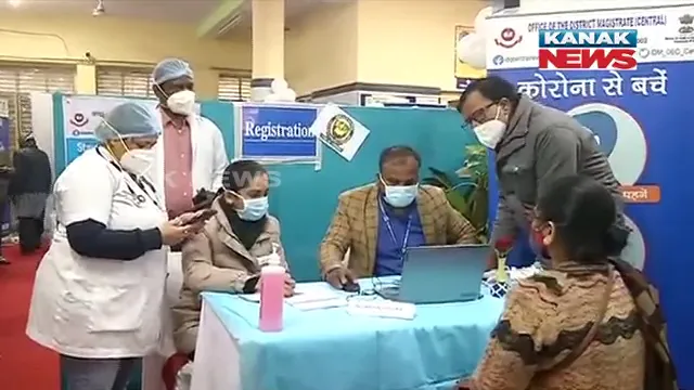 ଭାରତରେ ବିଶ୍ୱର ସବୁଠାରୁ ବଡ ଟିକାକରଣ ପ୍ରକ୍ରିୟା । ପ୍ରାଥମିକ ପାର୍ଯ୍ୟାୟରେ ପ୍ରାୟ ୩୦ କୋଟି ଲୋକଙ୍କୁ ଦିଆଯିବ ଟିକା ।