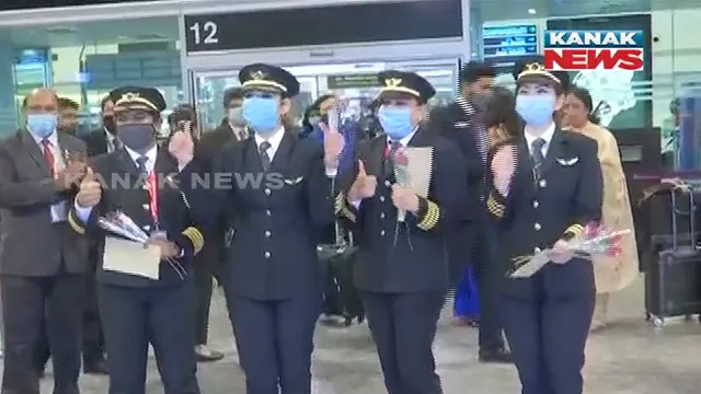 ଇତିହାସ ରଚିଲେ ୪ ପାଇଲଟ୍ । ୧୬ହଜାର କିଲୋମିଟରର ଦୀର୍ଘତମ ଉଡାଣ ଭରିଲେ ଏୟାର ଇଣ୍ଡିଆର ୪ମହିଳା କ୍ୟାପଟେନ୍ ।