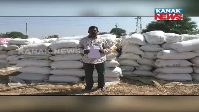 ହାତରେ ଟୋକନ୍ ଅଛି, ଧାନ ମଣ୍ଡିରୁ ଉଠୁନି । ମାସ ମାସ ଧରି ପ୍ରତିକ୍ଷା ପରେ ବି ମଣ୍ଡିରେ ଧାନ ବିକ୍ରି କରିବାକୁ ହନ୍ତସନ୍ତ ହେଉଛନ୍ତି ଚାଷୀ