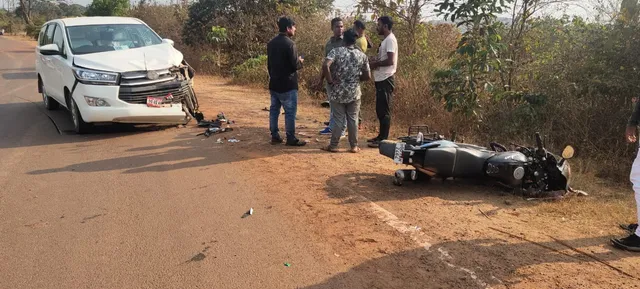 ବୟନ ଶିଳ୍ପ ମନ୍ତ୍ରୀ ପଦ୍ମିନୀ ଦିଆନଙ୍କ ଗାଡି ଦୁର୍ଘଟଣାଗ୍ରସ୍ଥ । ଇନୋଭା କାରକୁ ଧକ୍କା ଦେଲା ବାଇକ୍ । ଡ୍ରାଇଭର ଆହତ, ମନ୍ତ୍ରୀ ସୁରକ୍ଷିତ