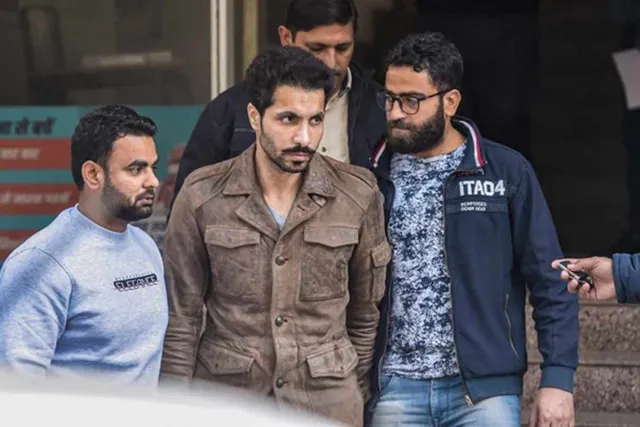 ମହଙ୍ଗା ପଡିଲା ଜାନୁଆରୀ ୨୬ ର ଲାଲକିଲ୍ଲା ହିଂସା । ମୁଖ୍ୟ ଅଭିଯୁକ୍ତ ଦୀପ ସିଦ୍ଧୁଙ୍କୁ ଗିରଫ୍ ପରେ ୭ ଦିନିଆ ରିମାଣ୍ଡରେ ନେଲା ଦିଲ୍ଲୀ ପୋଲିସର ସ୍ପେଶାଲ ସେଲ୍