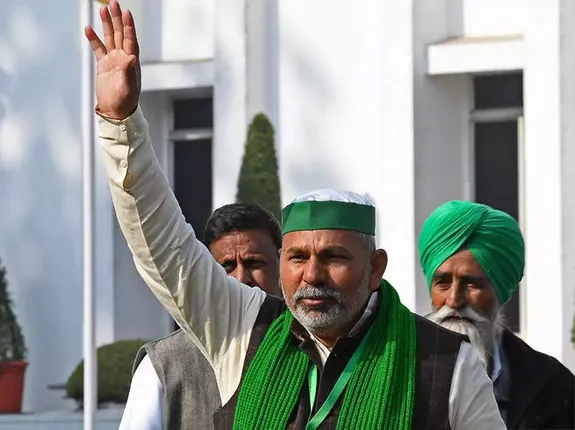 ମହାପଞ୍ଚାୟତରେ ଗର୍ଜିଲେ ଚାଷୀ ନେତା ଟିକାୟତ । କହିଲେ, ୪ ଲକ୍ଷ ନୁହେଁ ବରଂ ୪୦ ଲକ୍ଷ ଟ୍ରାକ୍ଟର ରାଲି ବାହାରିବ ।