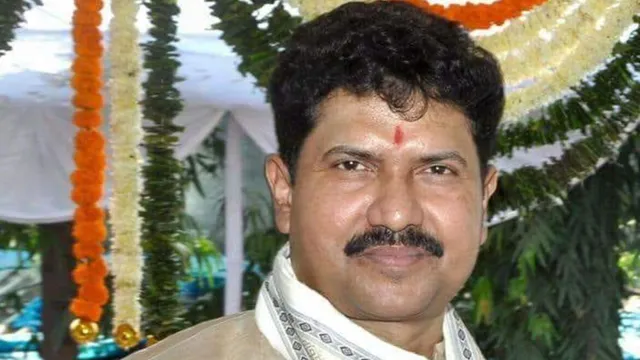 ଦାଦ୍ରା ଓ ନଗର ହବେଳୀର ସାଂସଦ ମୋହନ ଡେଲକରଙ୍କ ମୃତ୍ୟୁ । ମୁମ୍ବାଇ ସ୍ଥିତ ଏକ ହୋଟେଲରେ ଆତ୍ମହତ୍ୟା କରିଥିବା ସନ୍ଦେହ ।