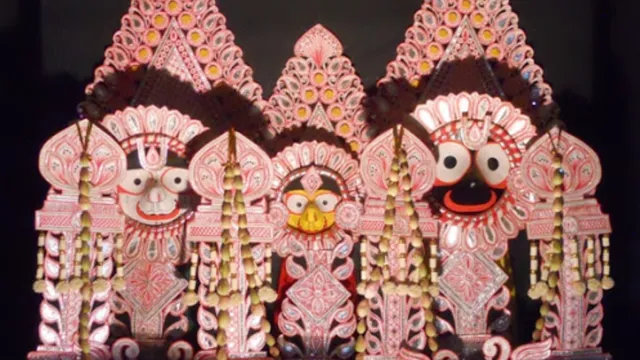 ଶନିବାର ପଦ୍ମବେଶରେ ସଜ୍ଜିତ ହେବେ ମହାପ୍ରଭୁ । ପଦ୍ମବେଶରେ ଦର୍ଶନ କରିପାରିବେ ଶ୍ରଦ୍ଧାଳୁ । ରବିବାର ଅବକାଶ ନୀତି ଯାଏଁ ରହିବ ପଦ୍ମବେଶ 