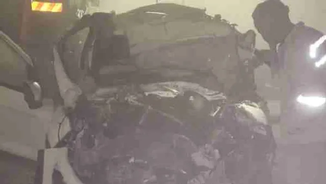 ଯମ ଜଗିଥିଲା ରାସ୍ତା ମଝିରେ । ଘନ କୁହୁଡି ଯୋଗୁଁ ଟ୍ରକ ତଳେ ପଶିଗଲା କାର, ଗୋଟିଏ ପରିବାରର ୬ ଜଣଙ୍କ ମୃତ୍ୟୁ ସୂଚନା ।