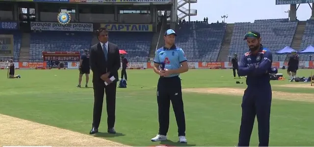 ଭାରତ-ଇଂଲଣ୍ଡ ଶେଷ ଦିନିକିଆ । ଟସ୍ ଜିତି ଇଂଲଣ୍ଡର ବୋଲିଂ ନିଷ୍ପତ୍ତି । ପ୍ରଥମେ ବ୍ୟାଟିଂ କରିବ ଟିମ ଇଣ୍ଡିଆ ।