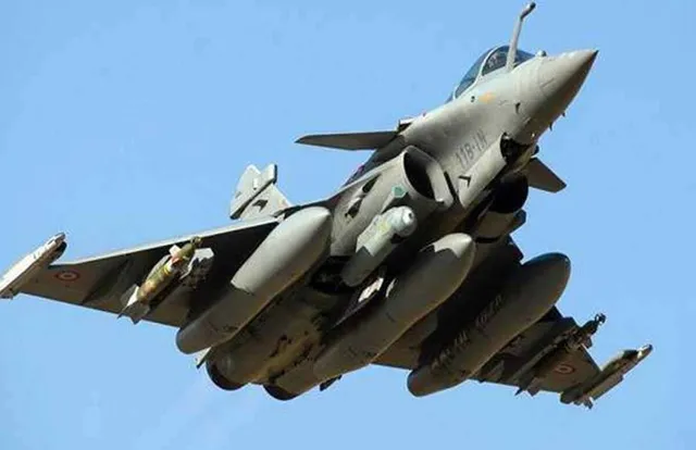 ଆହୁରି ମଜଭୁତ ହେବ ଭାରତୀୟ ବାୟୁସେନା । ଆଜି ଫ୍ରାନ୍ସରୁ ଭାରତ ଆସିବ ଆଉ ୩ ଟି ରାଫାଲ ଫାଇଟର ଜେଟ୍