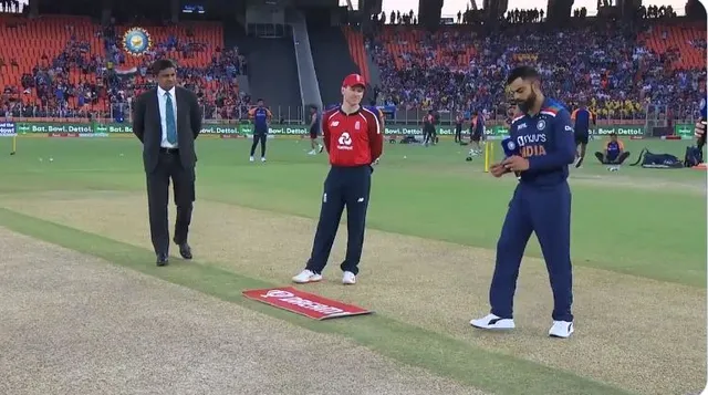 ଭାରତ-ଇଂଲଣ୍ଡ ଟି-୨୦ ମ୍ୟାଚ । ଟସ ଜିତି ଭାରତର ବୋଲିଂ ନିଷ୍ପତ୍ତି । ସୂର୍ଯ୍ୟକୁମାର ଯାଦବ ଓ ଇଶାନ କିଷାନଙ୍କୁ ସୁଯୋଗ । 