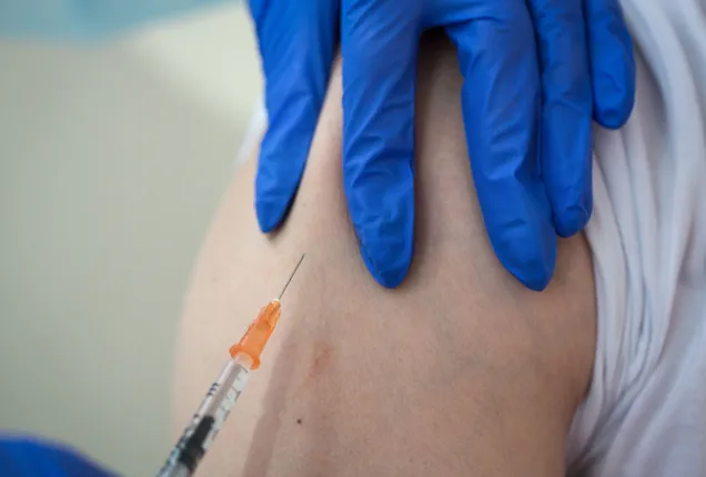 କୋଭିଡ୍ ଟିକାକରଣ ଭିତରେ ଓଡିଶା ପାଇଁ ଖୁସି ଖବର । ମାତ୍ର ୫ ଦିନ ଭିତରେ ୧ ଲକ୍ଷରୁ ଅଧିକ ବରିଷ୍ଠ ନାଗରିକ ନେଲେ ଟିକା ।