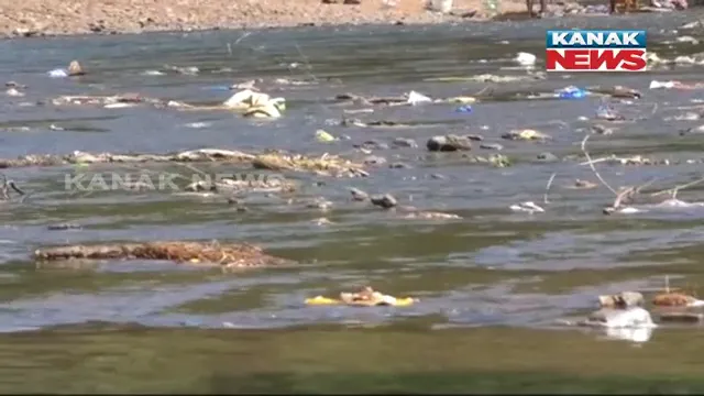 କାରୋନଦୀର ଜଳ ଏବେ ଜହର । କଳକାରଖାନା ଯୋଗୁ ସତ୍ତା ହରାଉଛି ବଡବିଲର ଜୀବନରେଖା ।