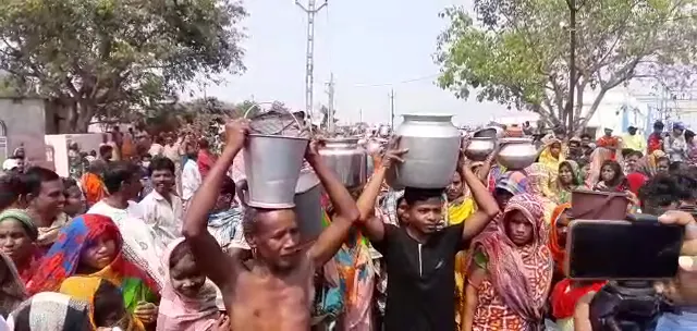 ତାତି ବଢୁଛି , ଜଳ ଯନ୍ତ୍ରଣା ବି ବଢୁଛି : କୋମାରେ ପଡିଛି ଜାନିବିଲି ଜଳ ଯୋଗାଣ ପ୍ରକଳ୍ପ 